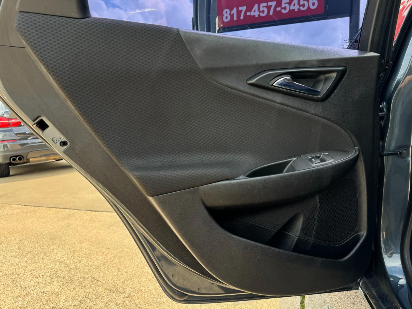 2019 GRAY CHEVROLET MALIBU LT (2FL) (1G1ZD5ST5KF) , located at 5900 E. Lancaster Ave., Fort Worth, TX, 76112, (817) 457-5456, 0.000000, 0.000000 - Photo#10